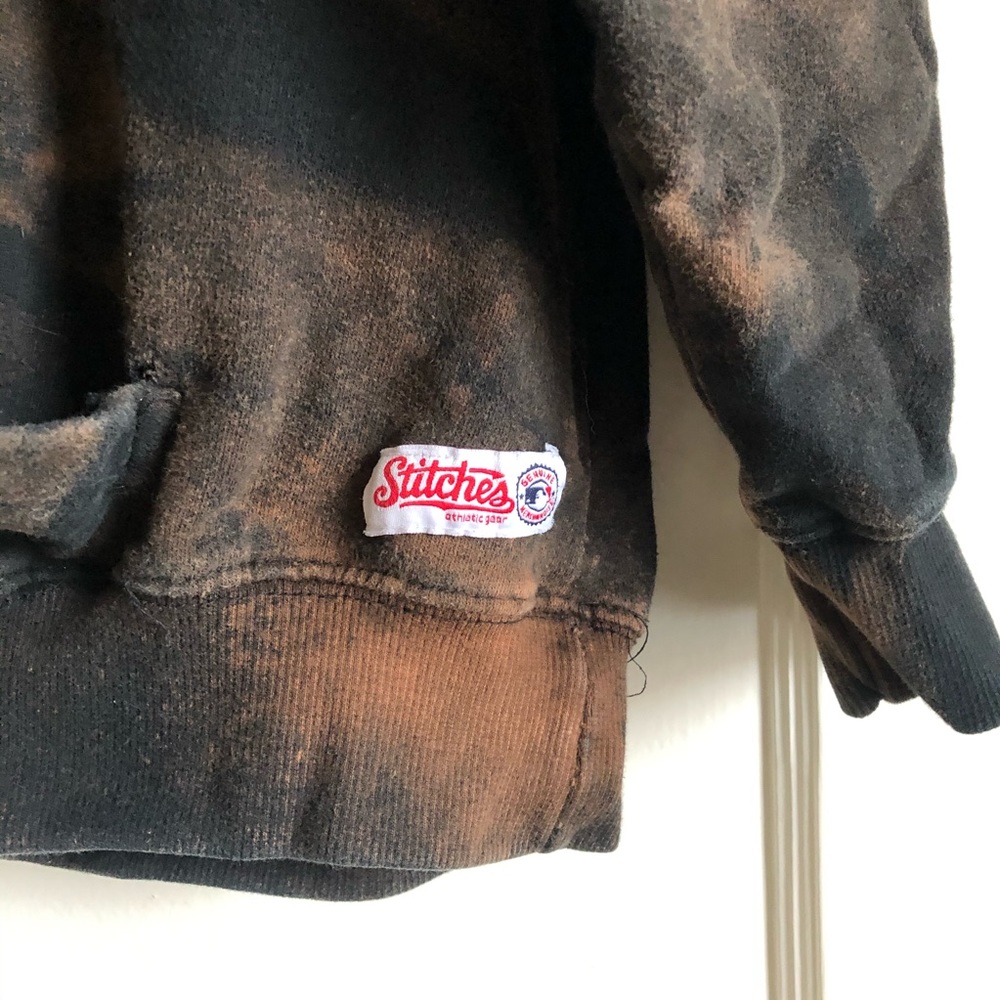 Vintage Bleached Pirates Hoodie - Picture 4 of 13